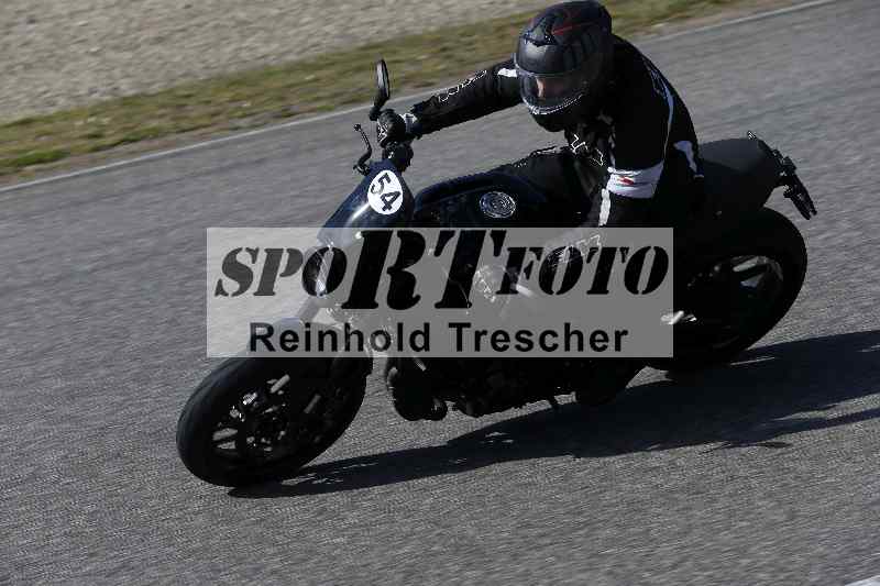 /01 02.04.2026 MAZ ADR/Gruppe gelb Gruppe gruen/54